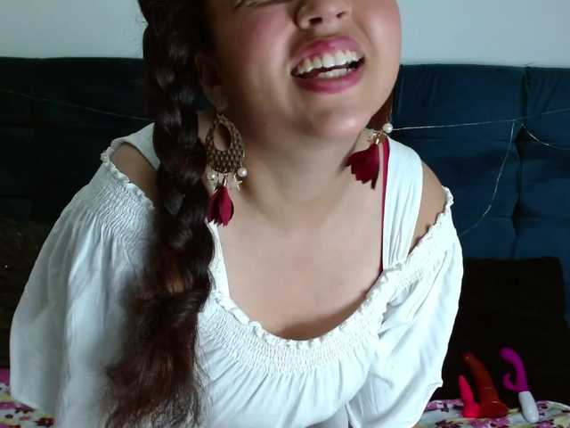 Live sex webcam photo for Yuli-Morgan #272968895