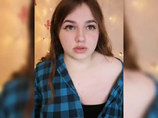 Live sex webcam photo for Yulua1285 #290717451