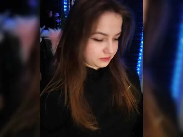 Live sex webcam photo for Yulua1285 #290801352