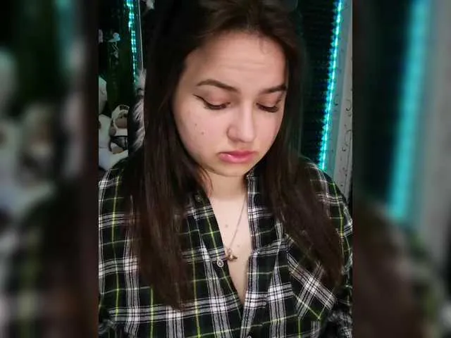 Live sex webcam photo for Yulua1285 #290871221