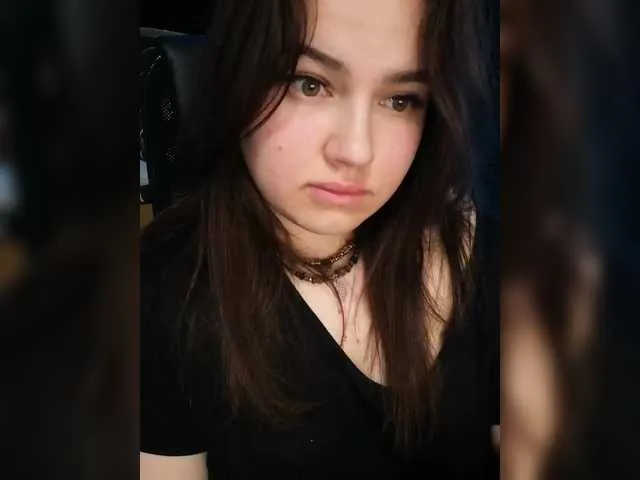 Live sex webcam photo for Yulua1285 #290900217