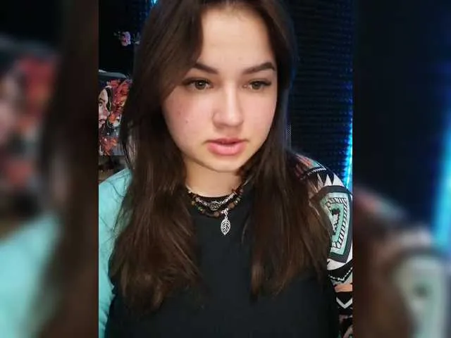 Live sex webcam photo for Yulua1285 #290916378