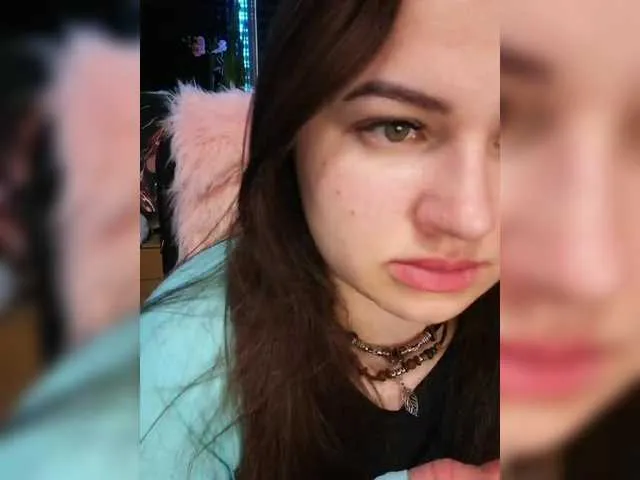 Live sex webcam photo for Yulua1285 #290917902