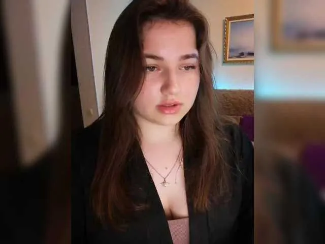 Live sex webcam photo for Yulua1285 #291171192