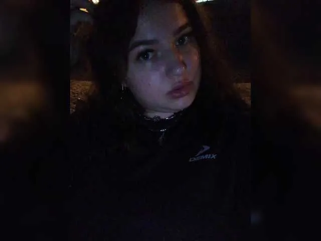 Live sex webcam photo for Yulua1285 #291516174