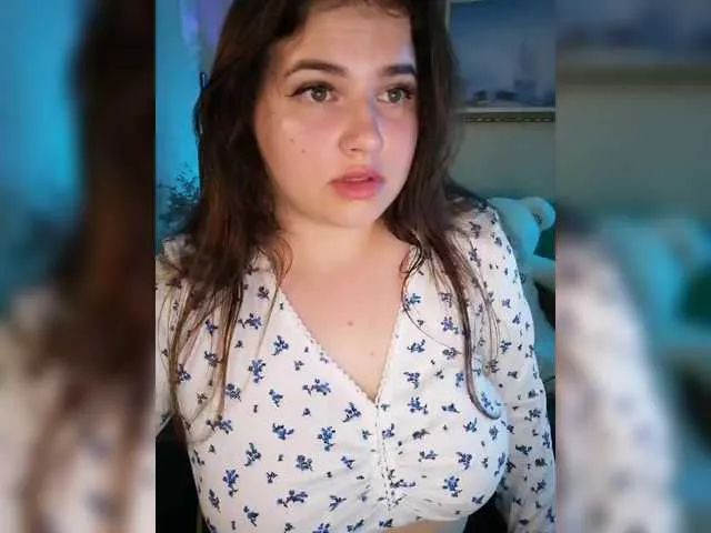 Live sex webcam photo for Yulua1285 #291696146