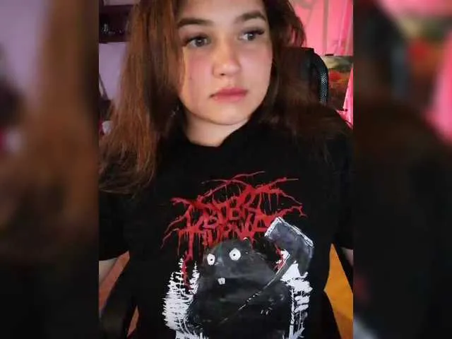 Live sex webcam photo for Yulua1285 #291735437