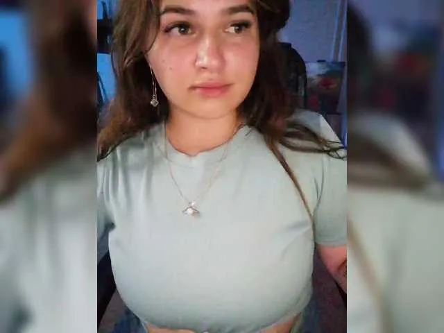 Live sex webcam photo for Yulua1285 #291763310