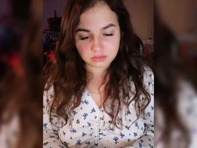 Live sex webcam photo for Yulua1285 #292062897