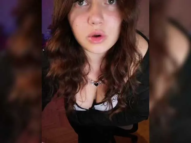 Live sex webcam photo for Yulua1285 #292078636