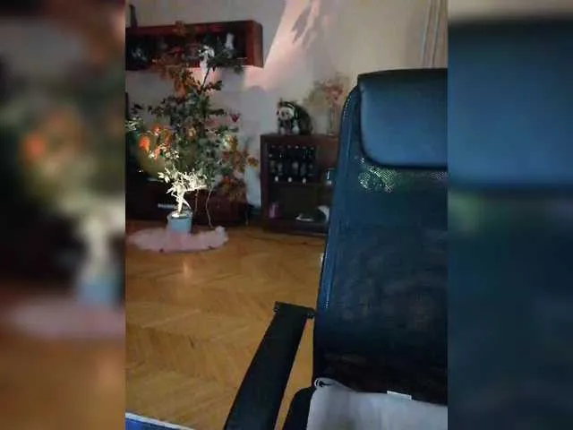 Live sex webcam photo for Yulua1285 #292202499