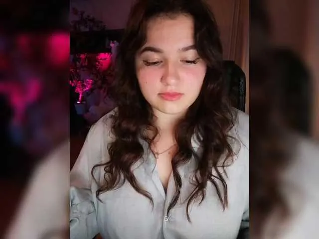 Live sex webcam photo for Yulua1285 #292249568