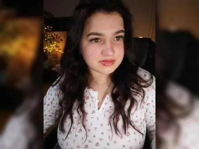 Live sex webcam photo for Yulua1285 #292343045