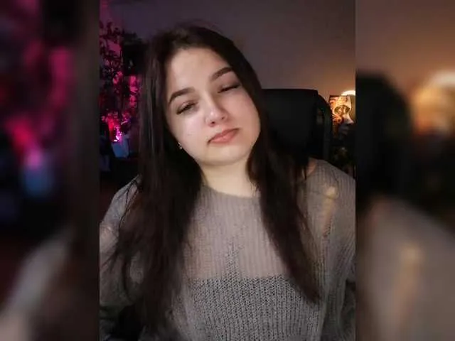 Live sex webcam photo for Yulua1285 #292403684