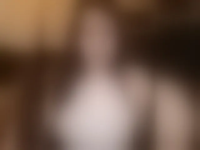 Live sex webcam photo for Yulua1285 #293023083