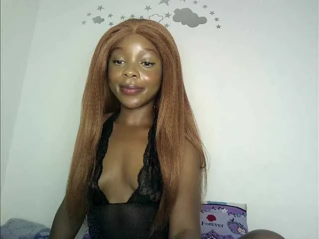 Live sex webcam photo for YumTam #292486013