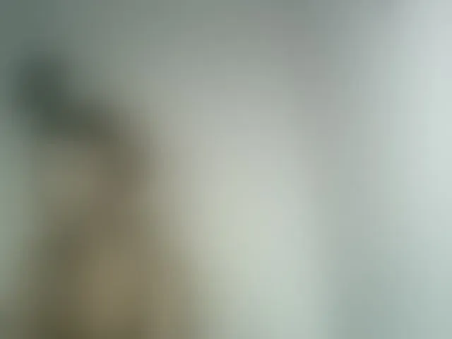 Live sex webcam photo for YumTam #293624432