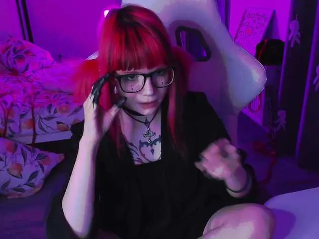 Live sex webcam photo for Yumi-Youkai #291650798