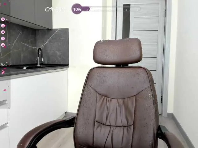 Live sex webcam photo for Yumikaa #291423589