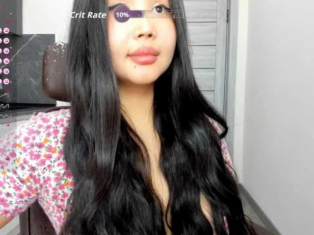 Live sex webcam photo for Yumikaa #292066124