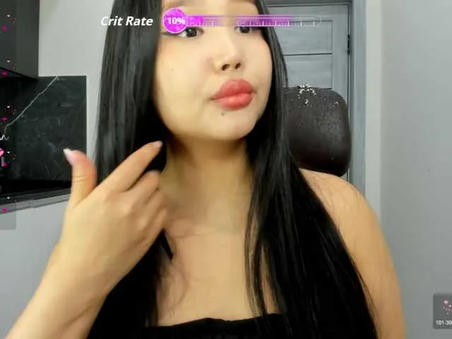 Live sex webcam photo for Yumikaa #292176571