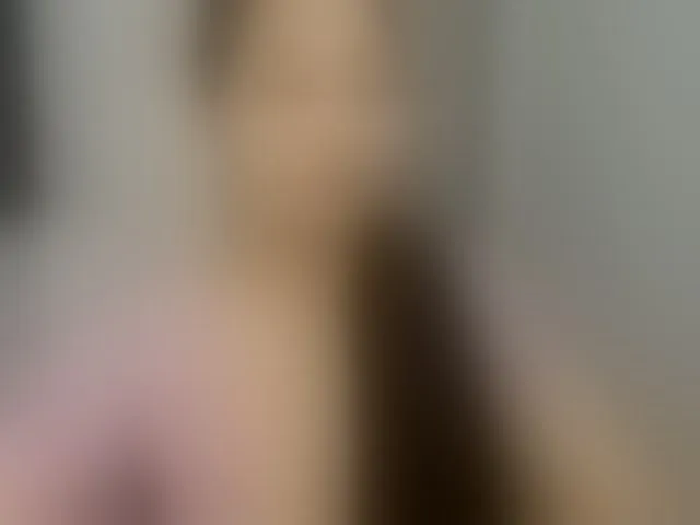 Live sex webcam photo for Yumikaa #293405926