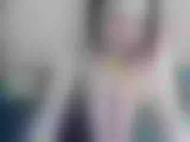 Live sex webcam photo for Yummy-girl- #273068624