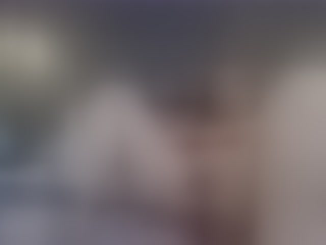 Live sex webcam photo for YummyMeily #290877849