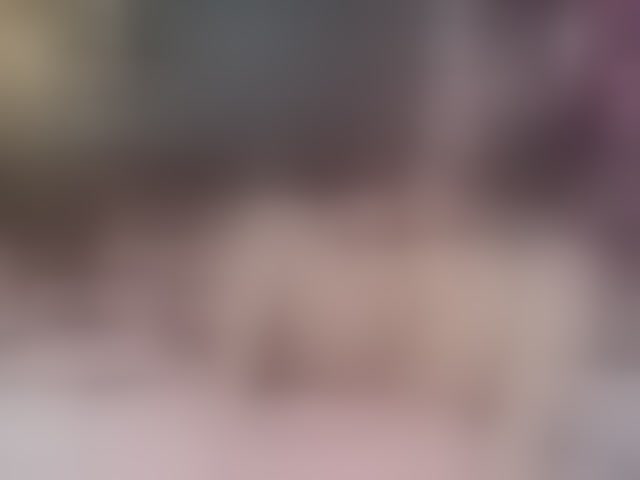 Live sex webcam photo for YummyMeily #294303518