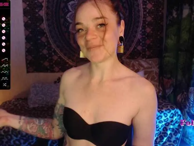 Live sex webcam photo for YummyYoga #272586646