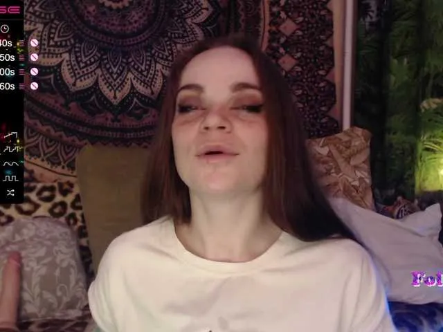 Live sex webcam photo for YummyYoga #272645598