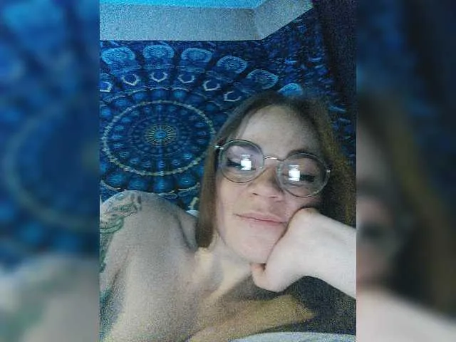 Live sex webcam photo for YummyYoga #272845946