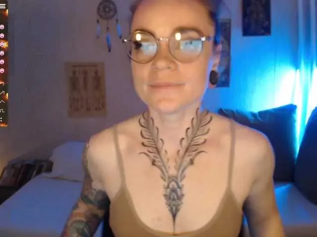 Live sex webcam photo for YummyYoga #272981526