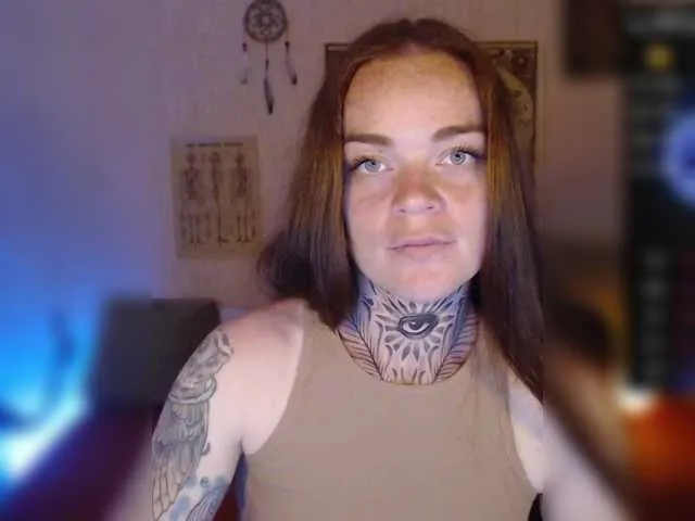 Live sex webcam photo for YummyYoga #273284517