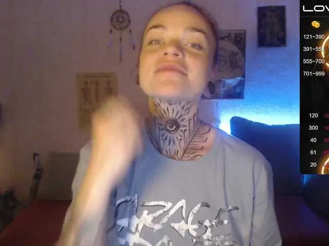 Live sex webcam photo for YummyYoga #273428747