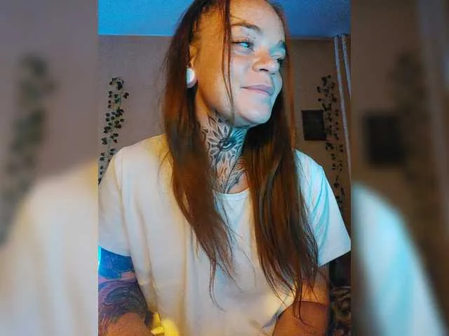 Live sex webcam photo for YummyYoga #274068694
