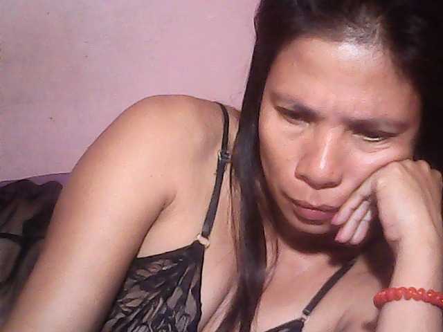 Live sex webcam photo for Yummyasian22 #277565701