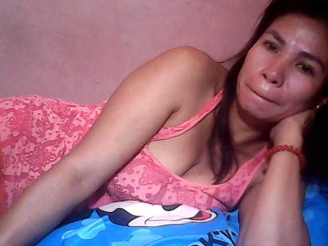 Live sex webcam photo for Yummyasian22 #290390311