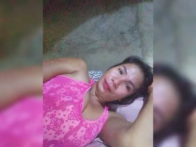 Live sex webcam photo for Yummyasian22 #290817306