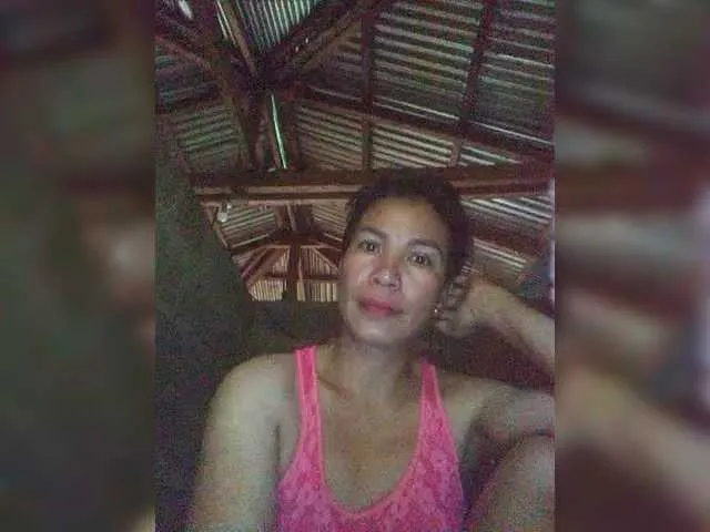 Live sex webcam photo for Yummyasian22 #290873076