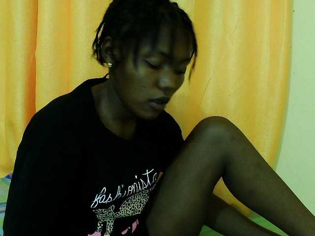 Live sex webcam photo for Yummybite #276733566