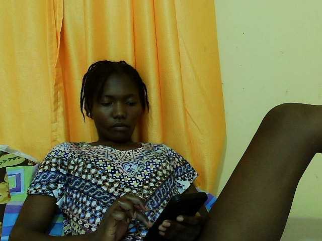 Live sex webcam photo for Yummybite #276775721