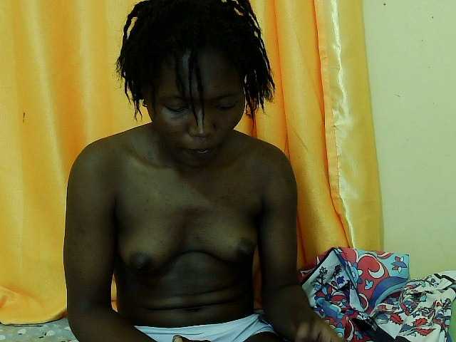 Live sex webcam photo for Yummybite #276922580