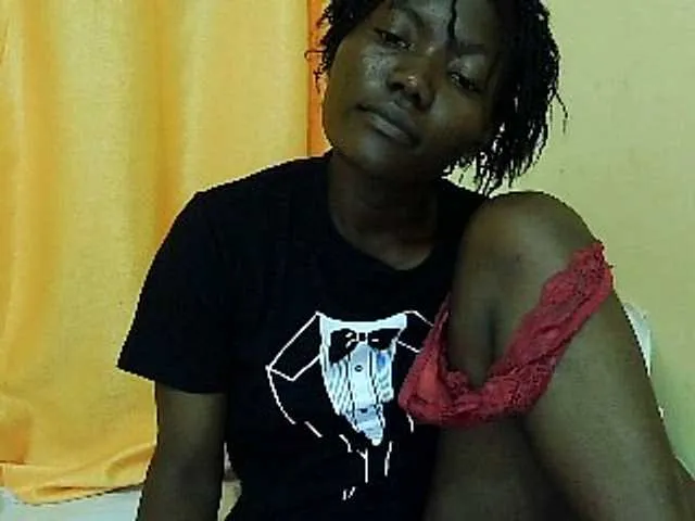 Live sex webcam photo for Yummybite #277085334