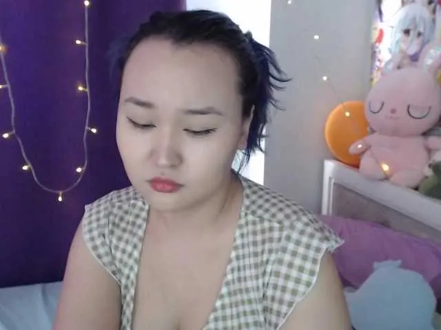 Live sex webcam photo for YunNana #272065065