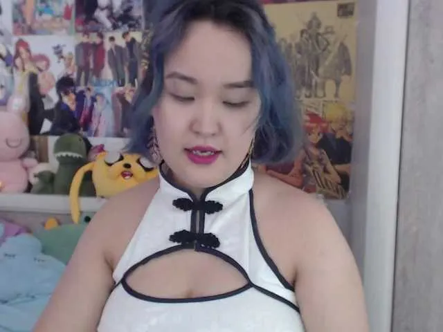 Live sex webcam photo for YunNana #272157196