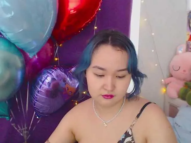 Live sex webcam photo for YunNana #272326923