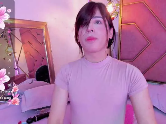 Live sex webcam photo for Yuri-Stars #290161679