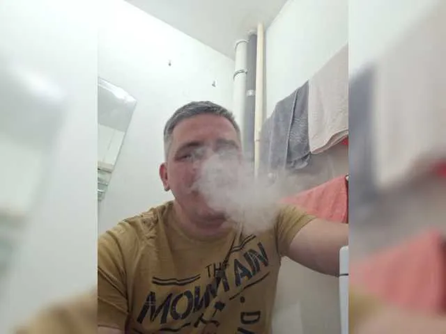 Live sex webcam photo for Yuriy134 #277800038