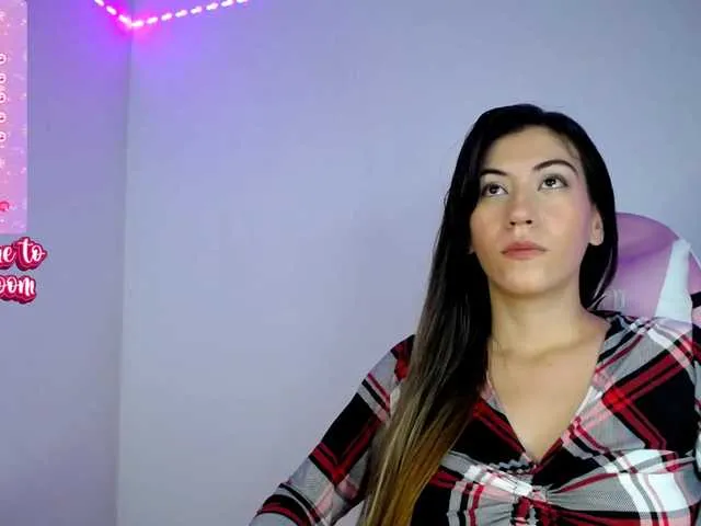 Live sex webcam photo for Yurly-or #276836384